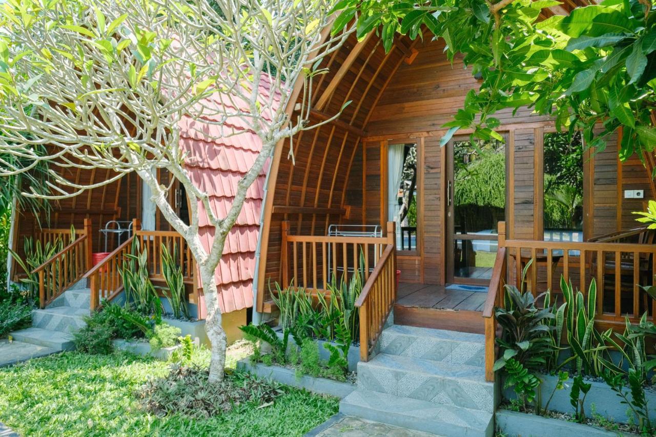 Adi Bungalow Nusa Penida Redpartner Ped Exterior photo