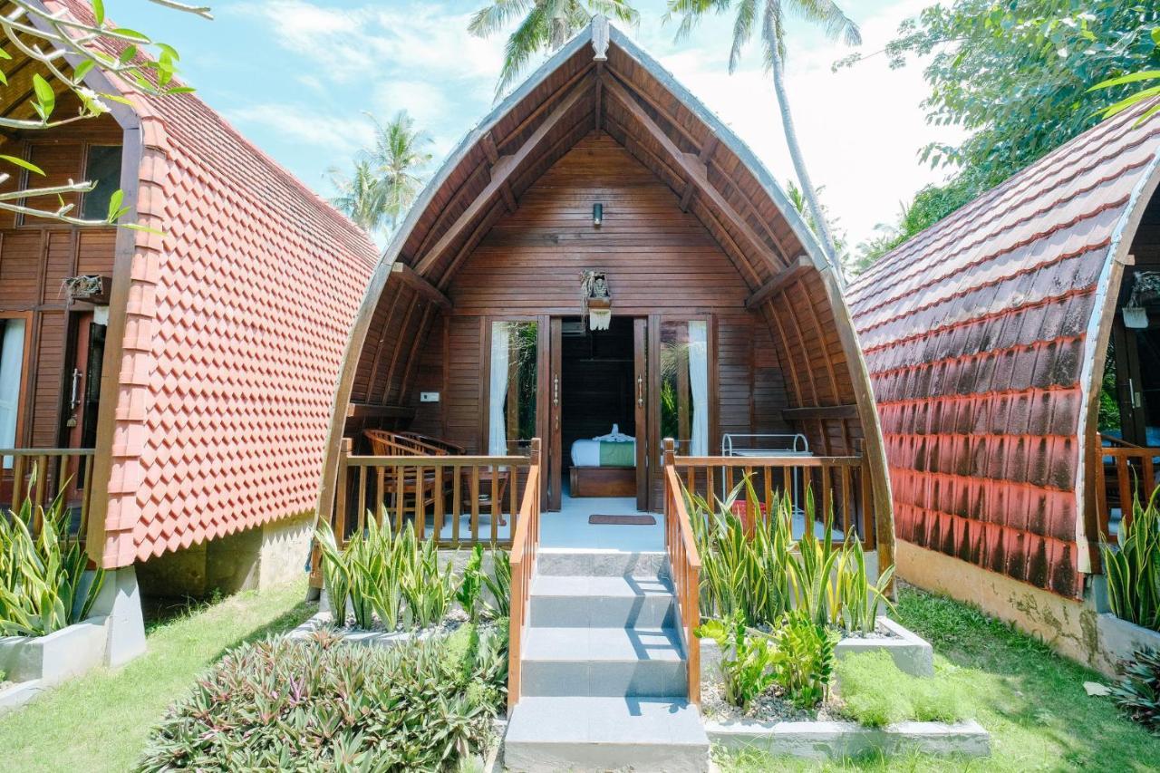 Adi Bungalow Nusa Penida Redpartner Ped Exterior photo