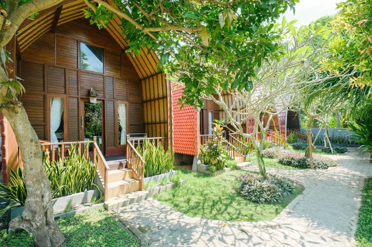 Adi Bungalow Nusa Penida Redpartner Ped Exterior photo